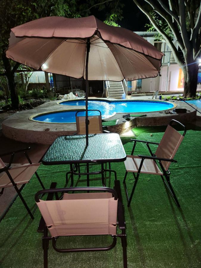 Wally World Inn Comayagua Dış mekan fotoğraf